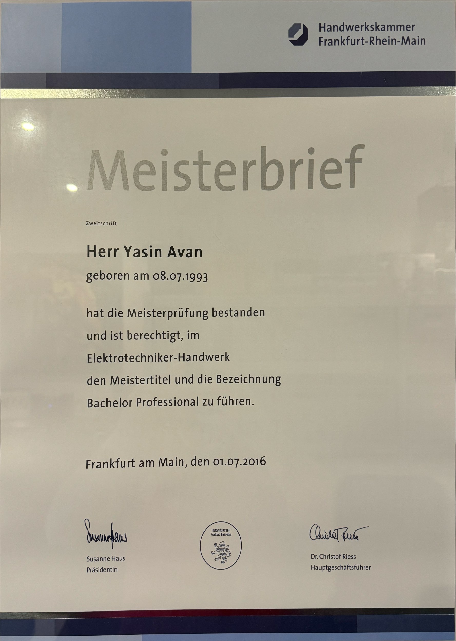 Meisterbrief im Elektrotechniker-Handwerk von Yasin Avan